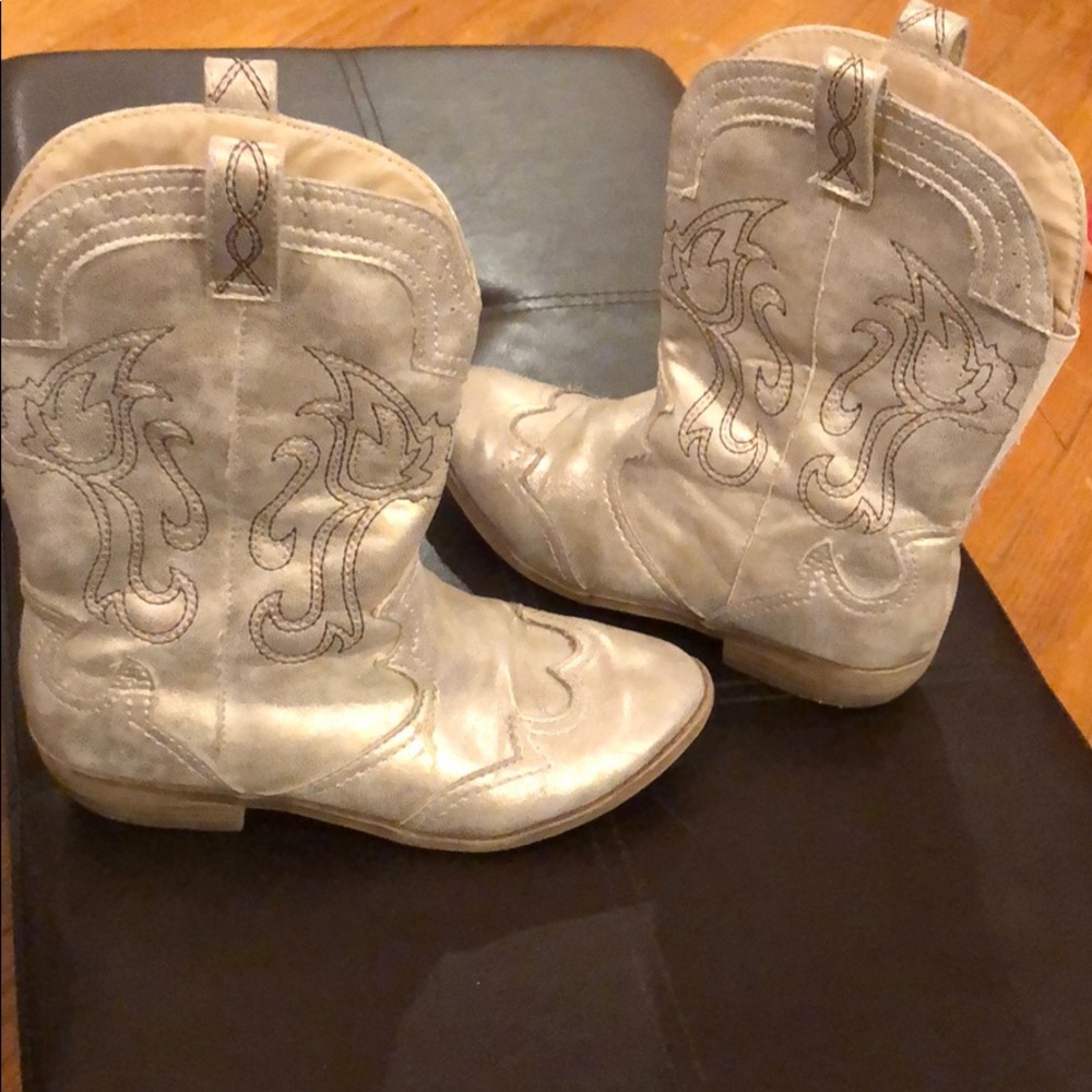 Cowgirl Boot